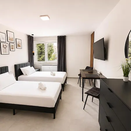 Lipp Apartments-3